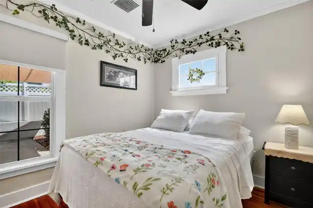 Listing Photo 14