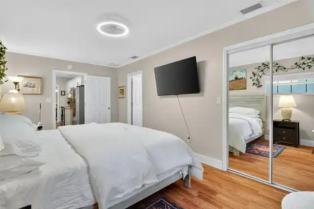 Listing Photo 18