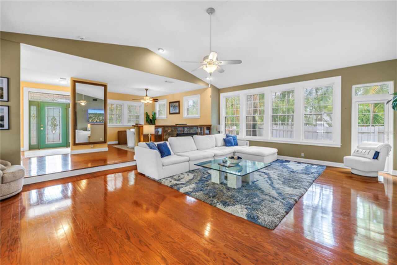 Listing Photo 18