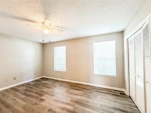 Listing Photo 22