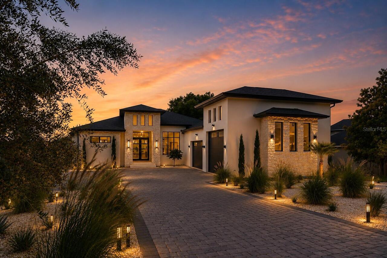 4BR, Home, 4BA, $2,200,000
Read More