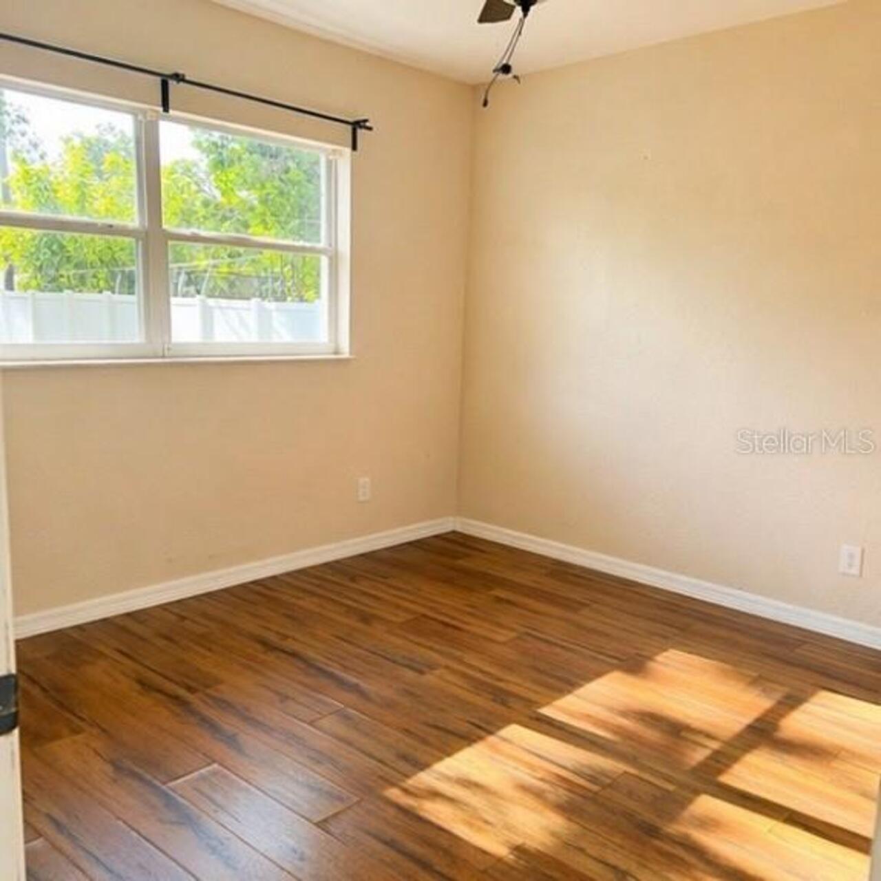 Listing Photo 6