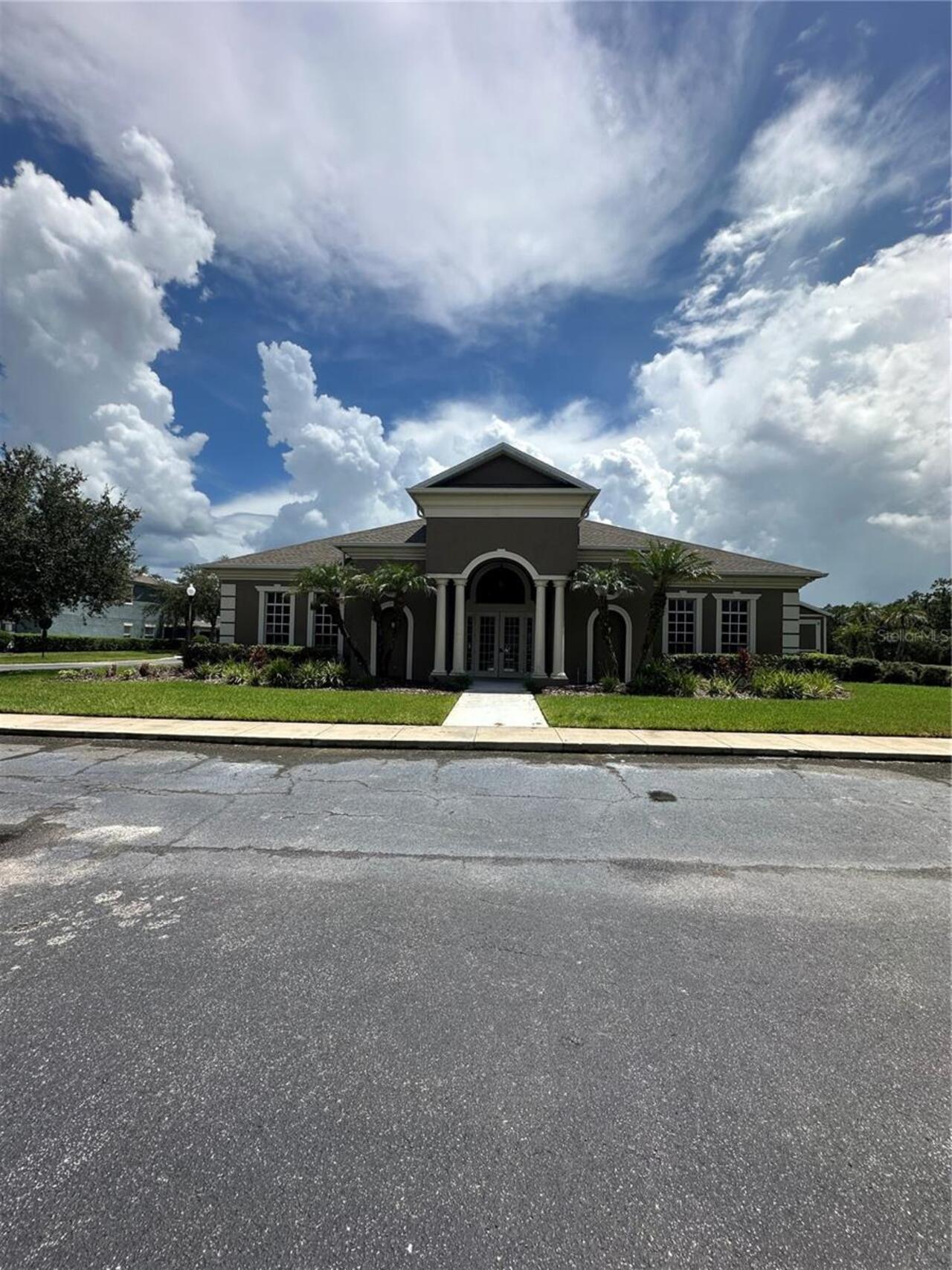 Listing Photo 17