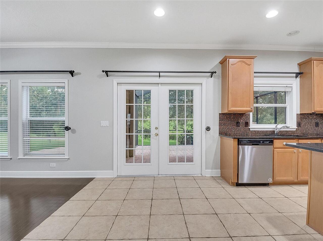 Listing Photo 18