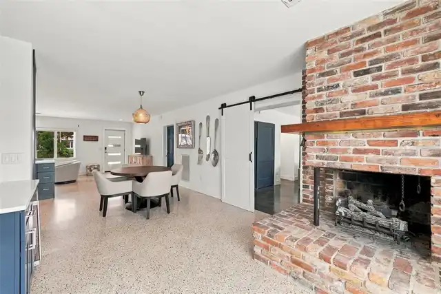 Listing Photo 18