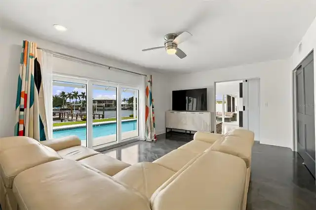 Listing Photo 31