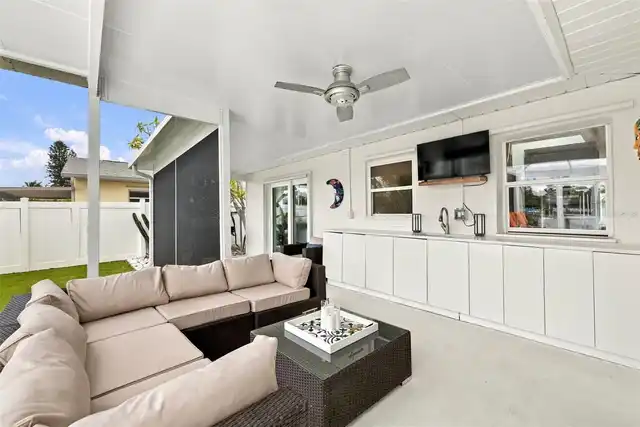 Listing Photo 34