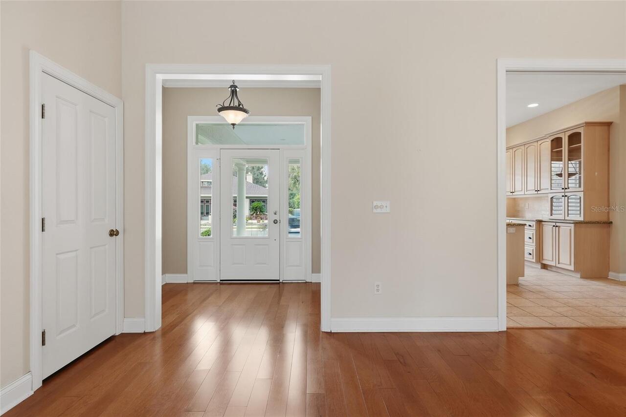 Listing Photo 12