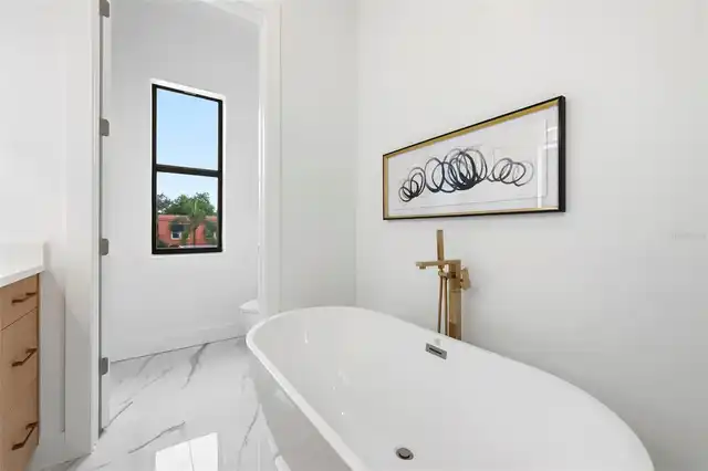 Listing Photo 28