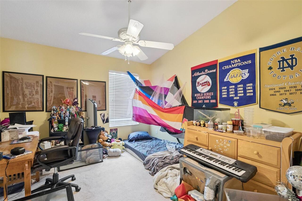Listing Photo 17