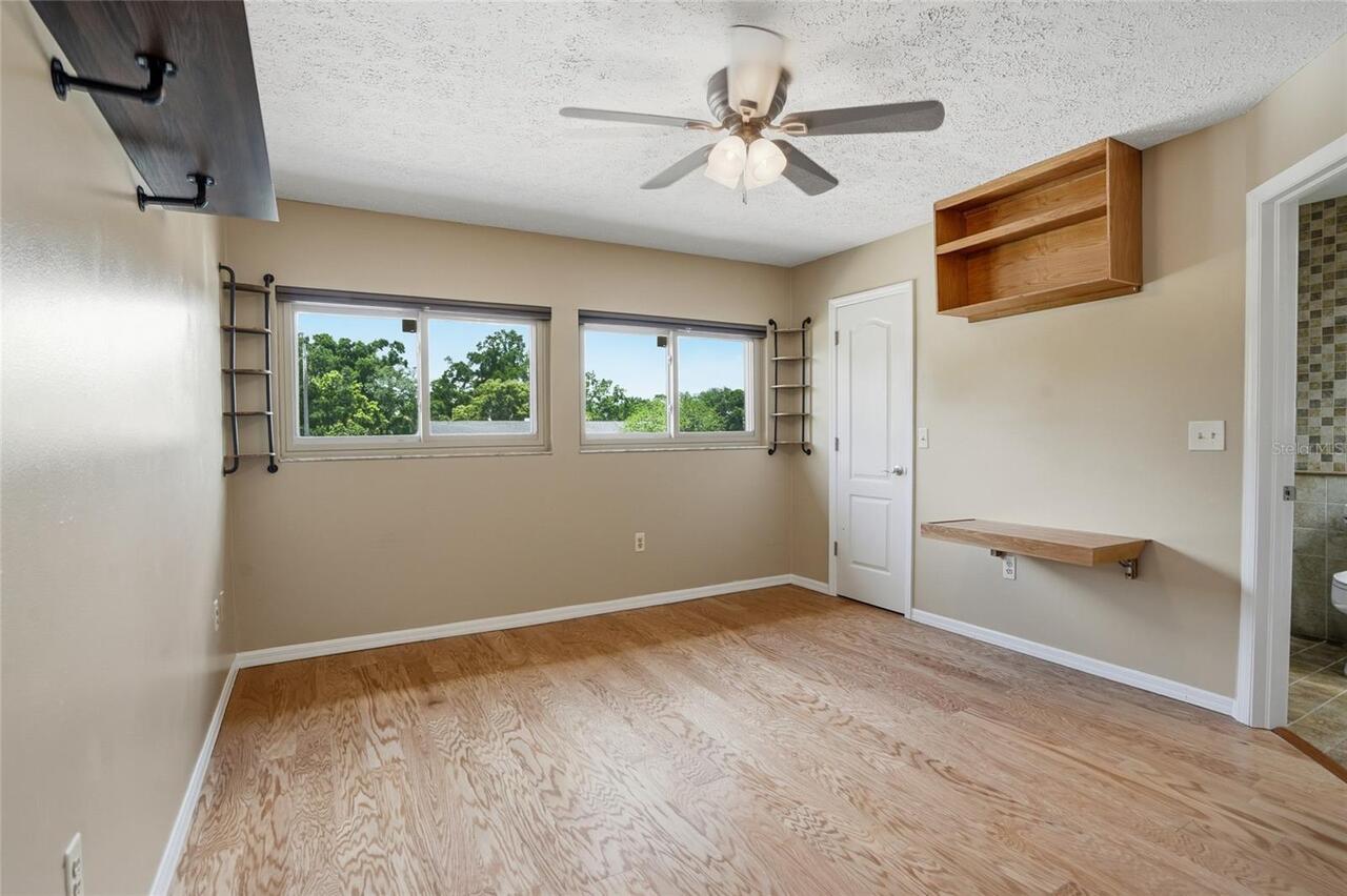 Listing Photo 38