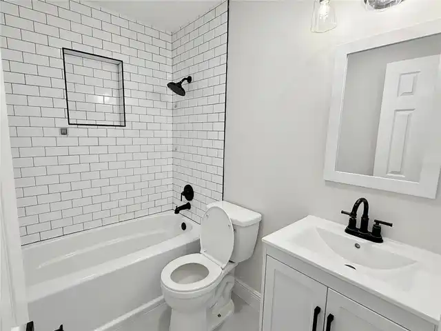 Listing Photo 20
