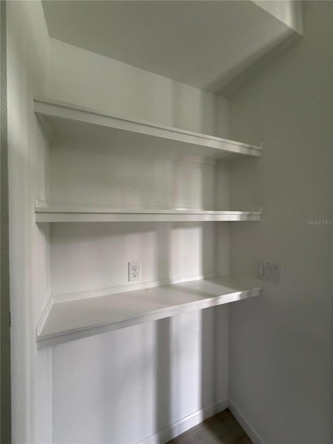 Listing Photo 9