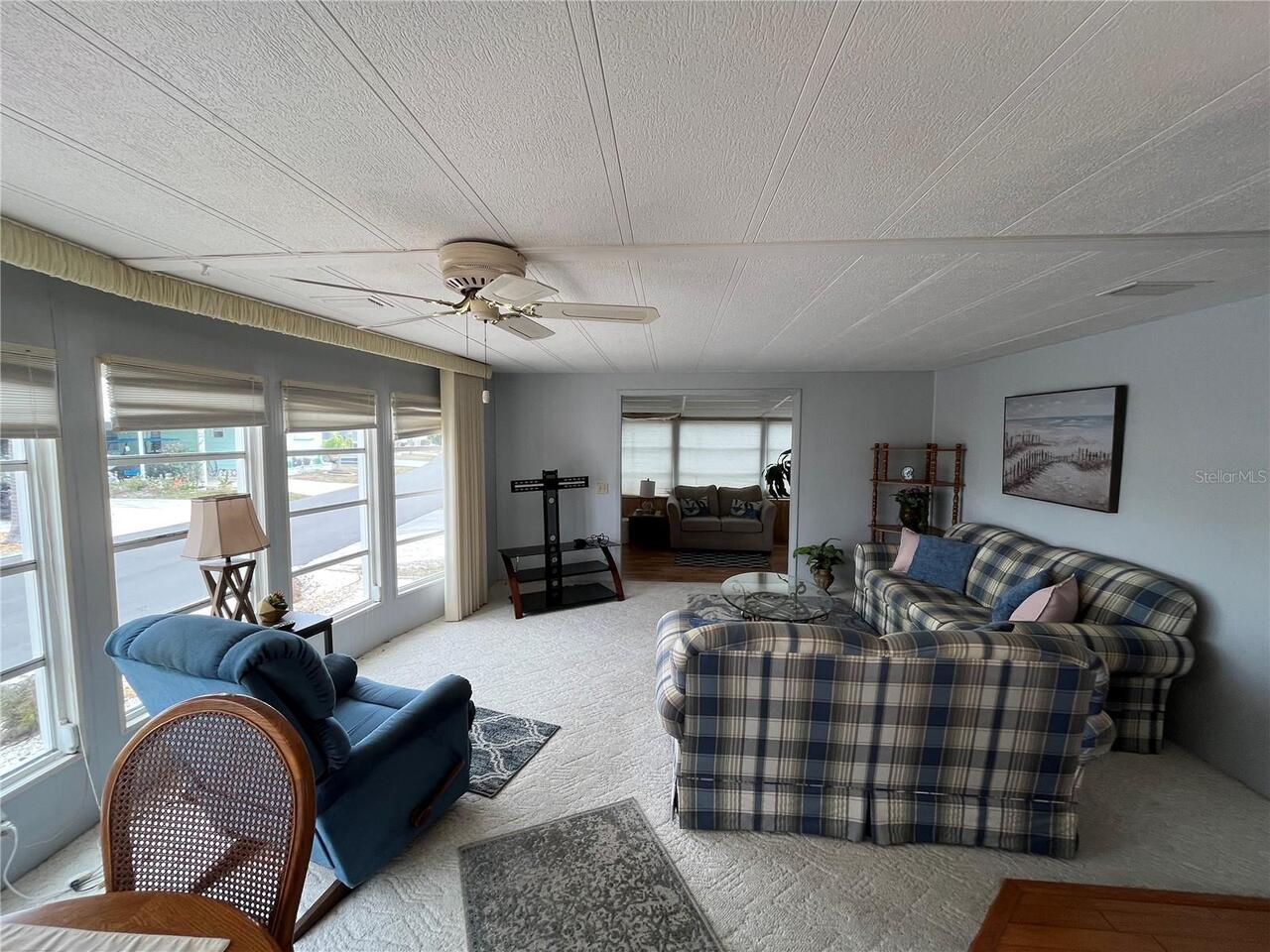 Listing Photo 8