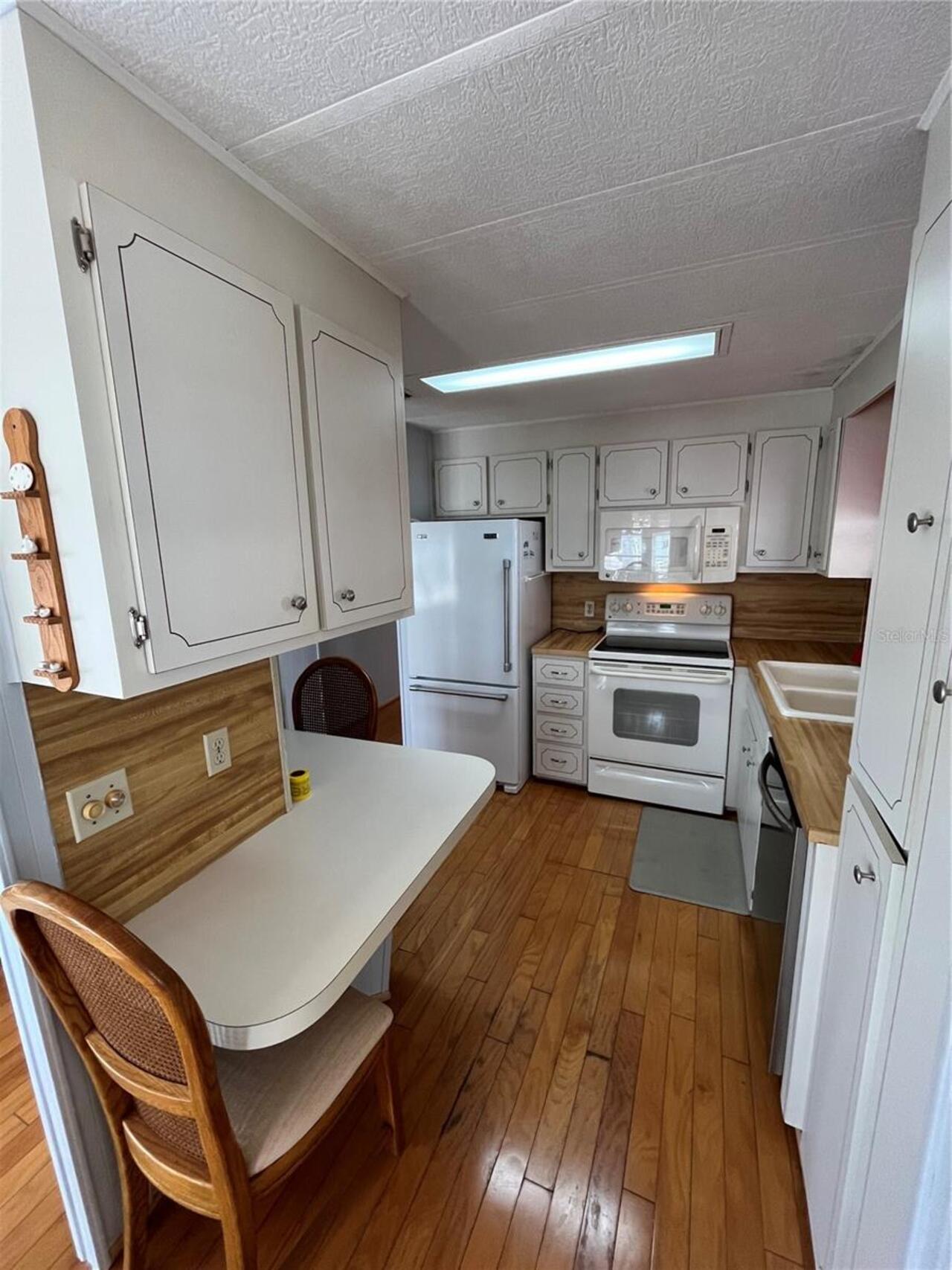 Listing Photo 20