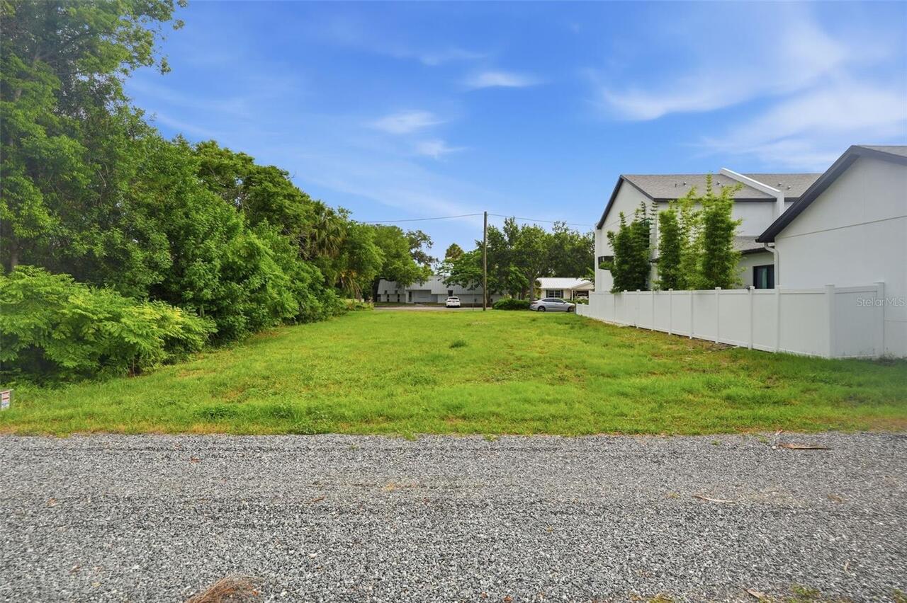 Listing Photo 7