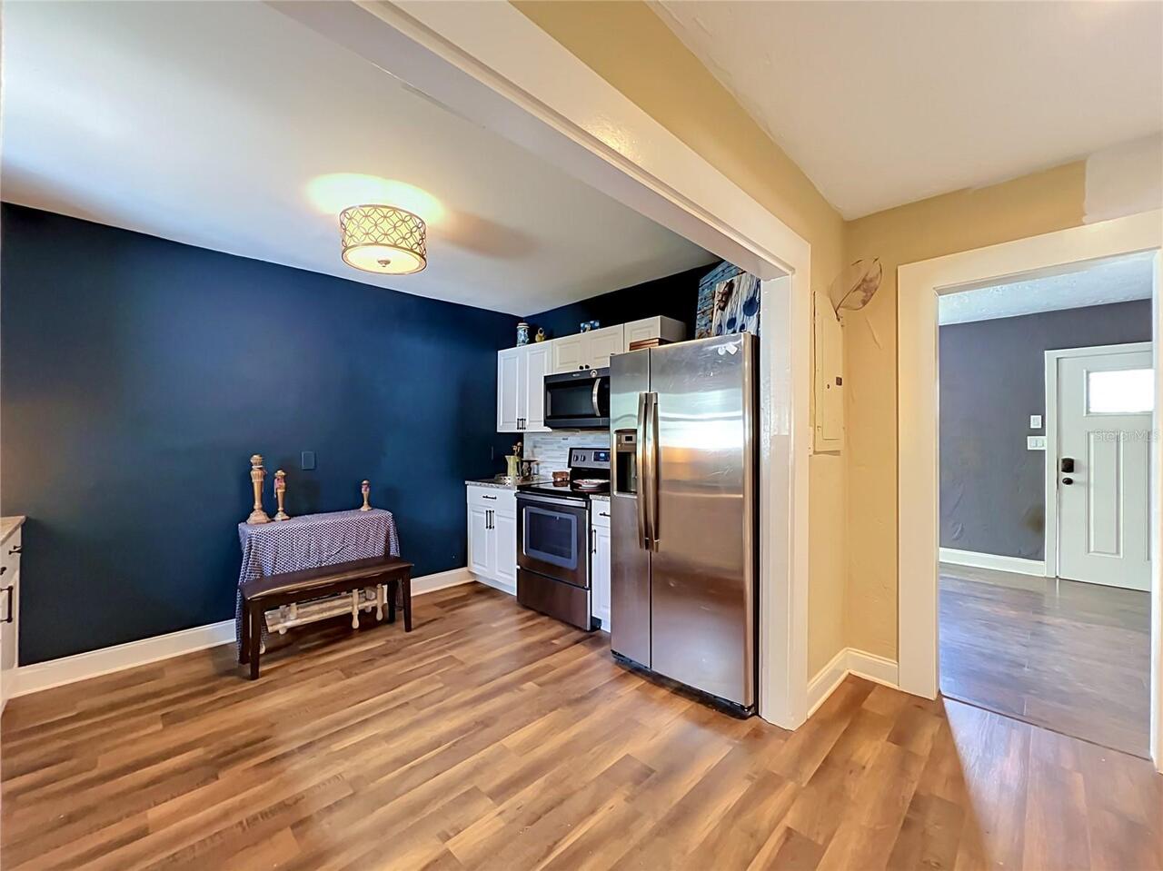 Listing Photo 17