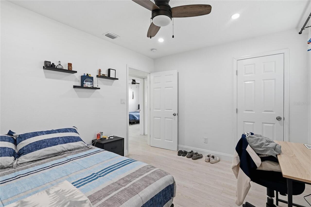Listing Photo 15