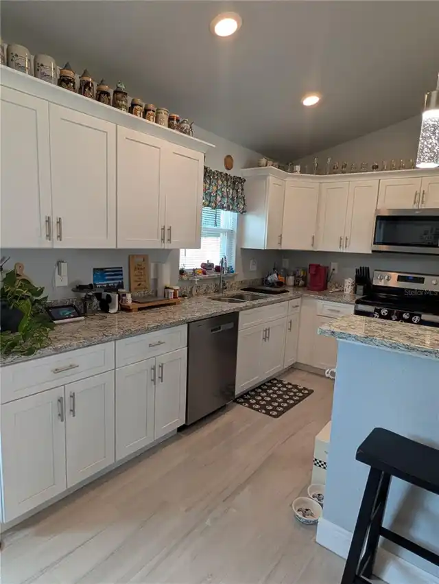 Listing Photo 7