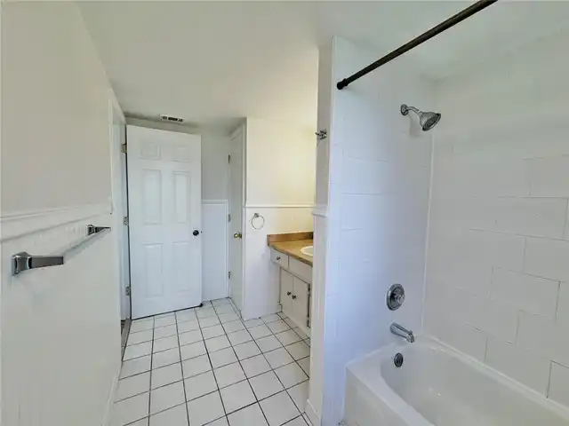 Listing Photo 13