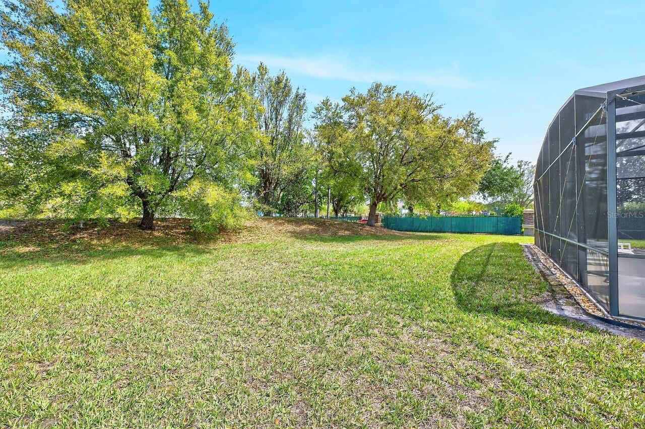 Listing Photo 43