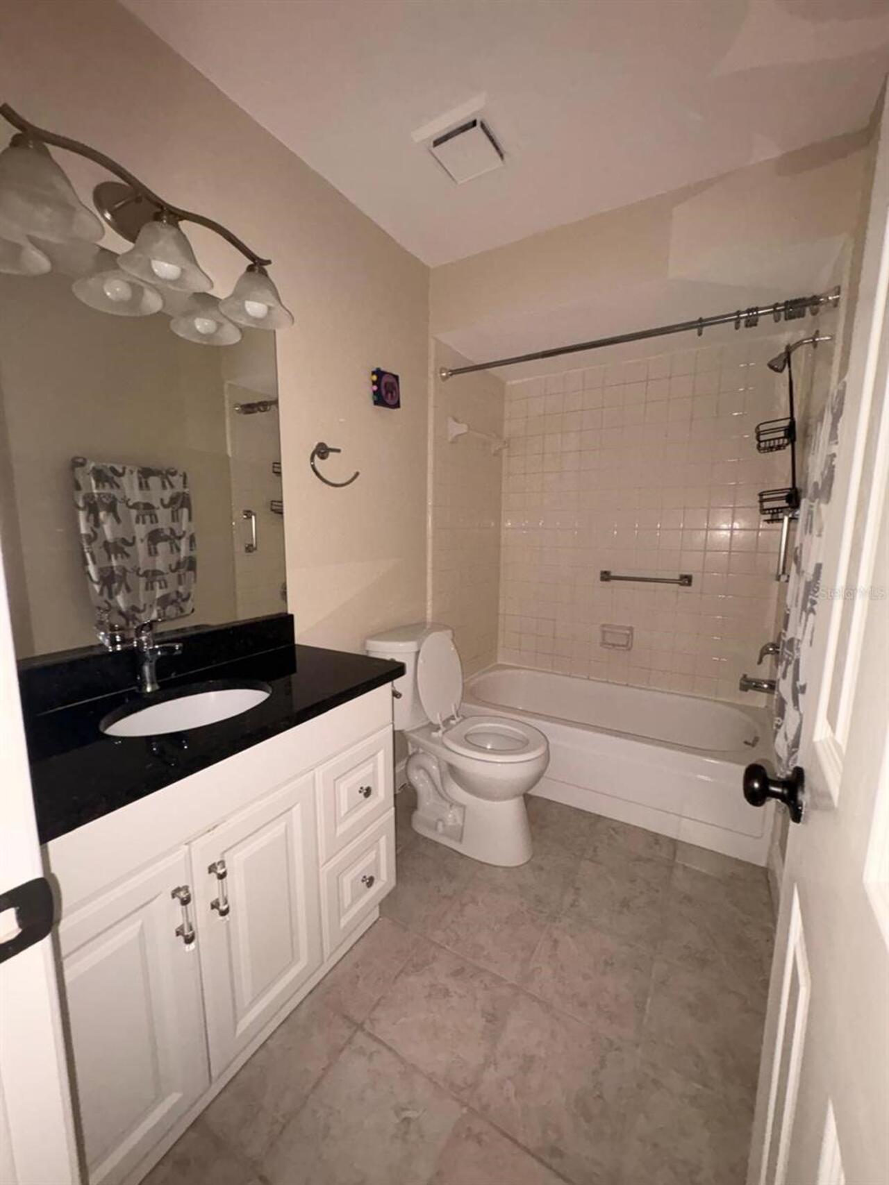 Listing Photo 9