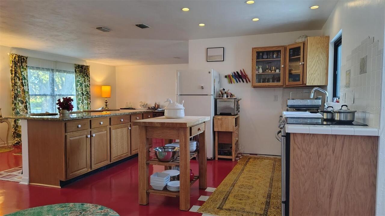 Listing Photo 6
