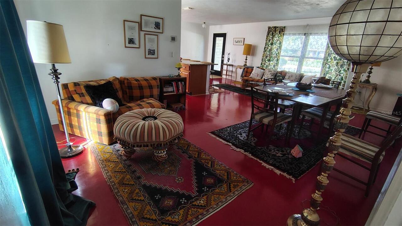 Listing Photo 8