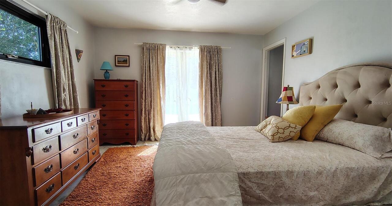 Listing Photo 10