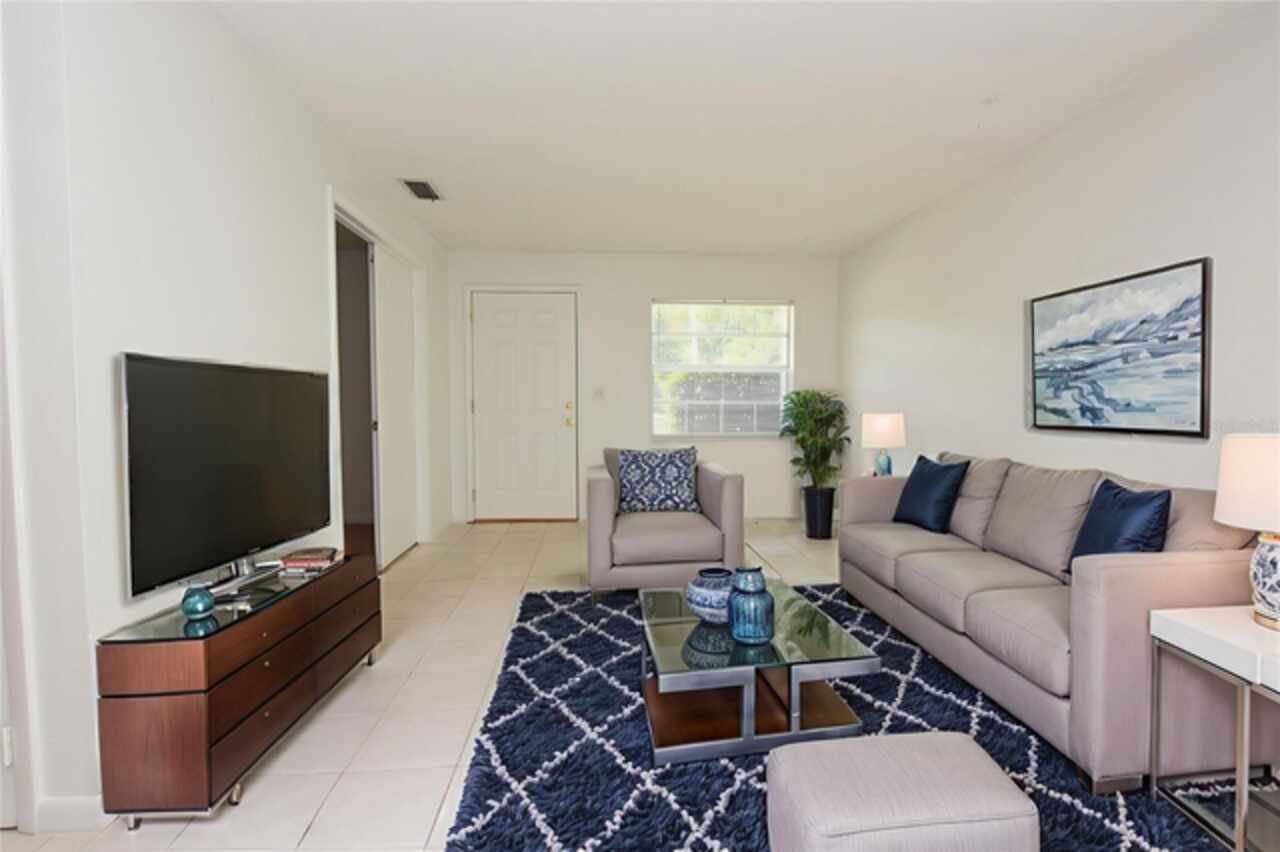 Listing Photo 6