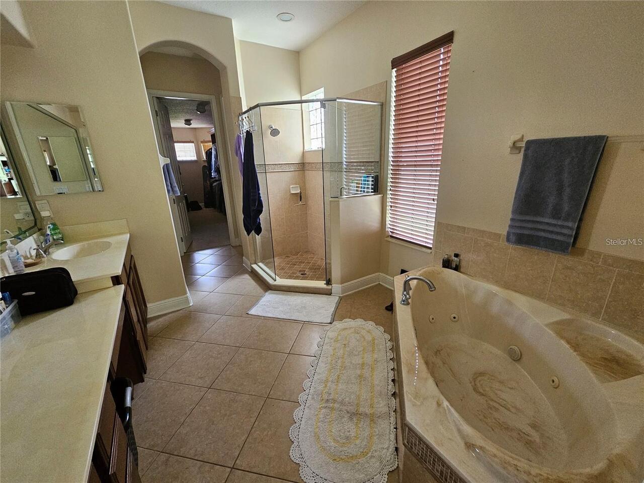 Listing Photo 8