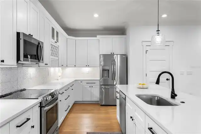 Listing Photo 18