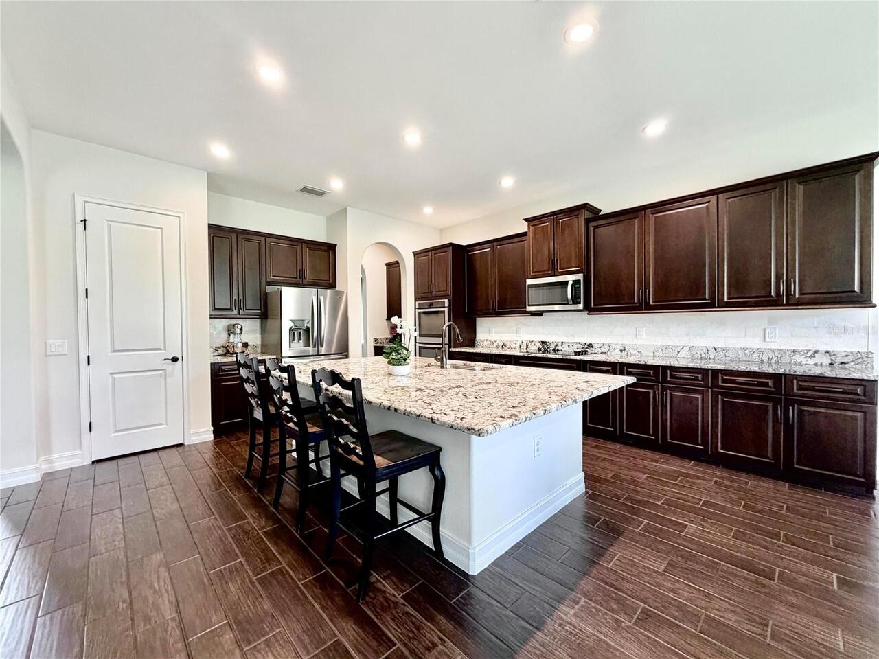 Listing Photo 15