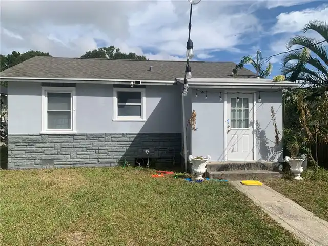 Listing Photo 6