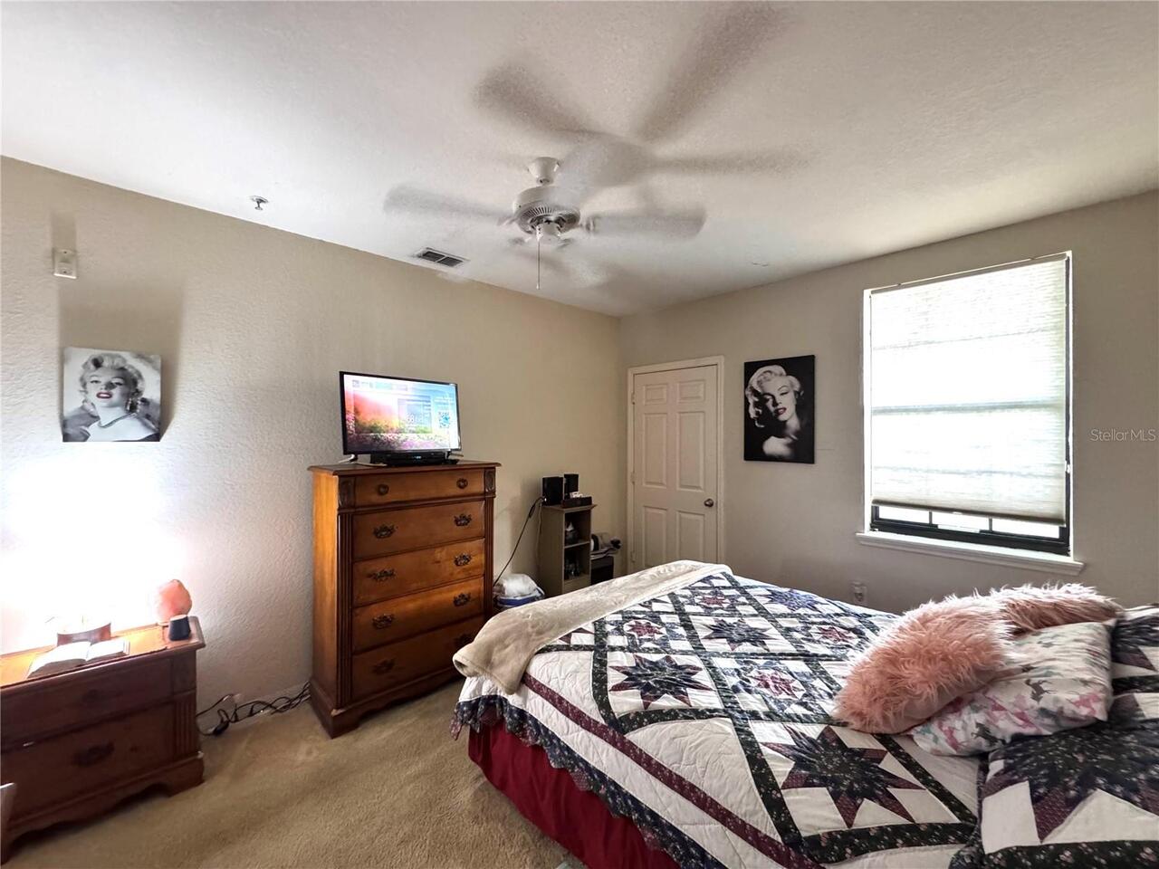Listing Photo 9