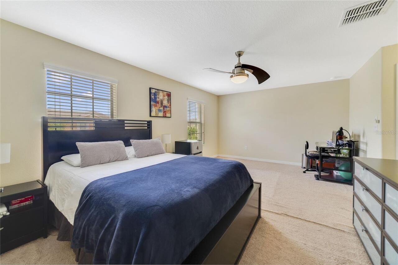 Listing Photo 12