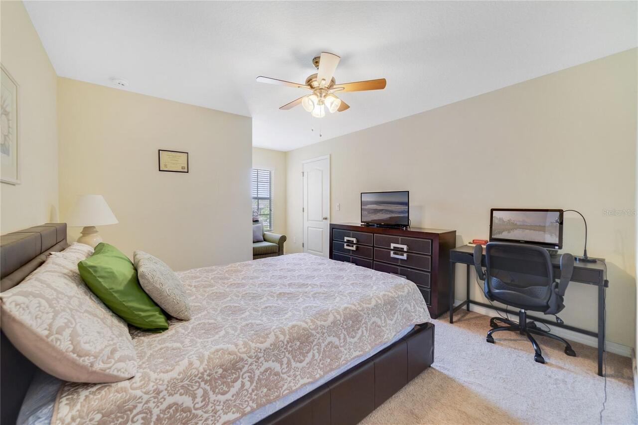 Listing Photo 17