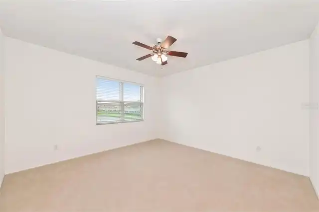 Listing Photo 37