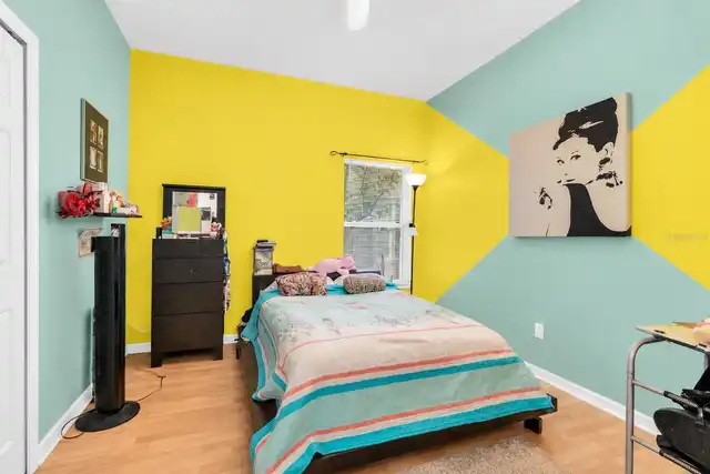 Listing Photo 17