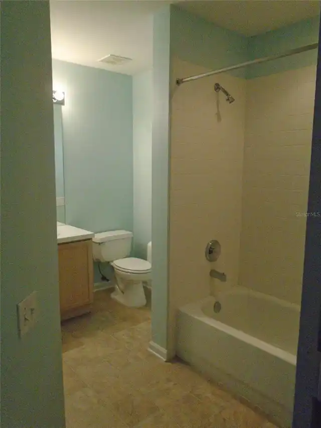 Listing Photo 11
