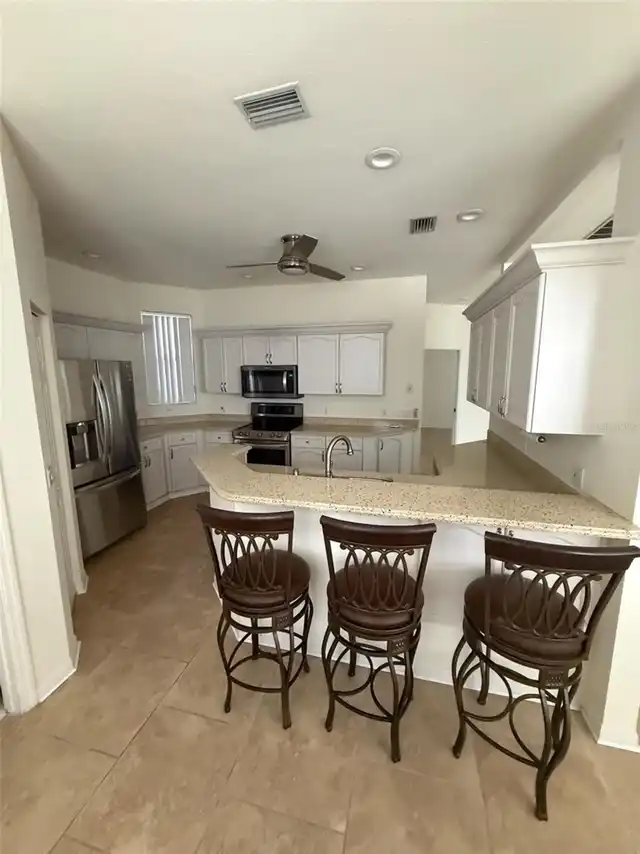 Listing Photo 7