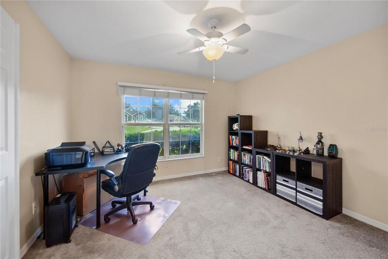 Listing Photo 12