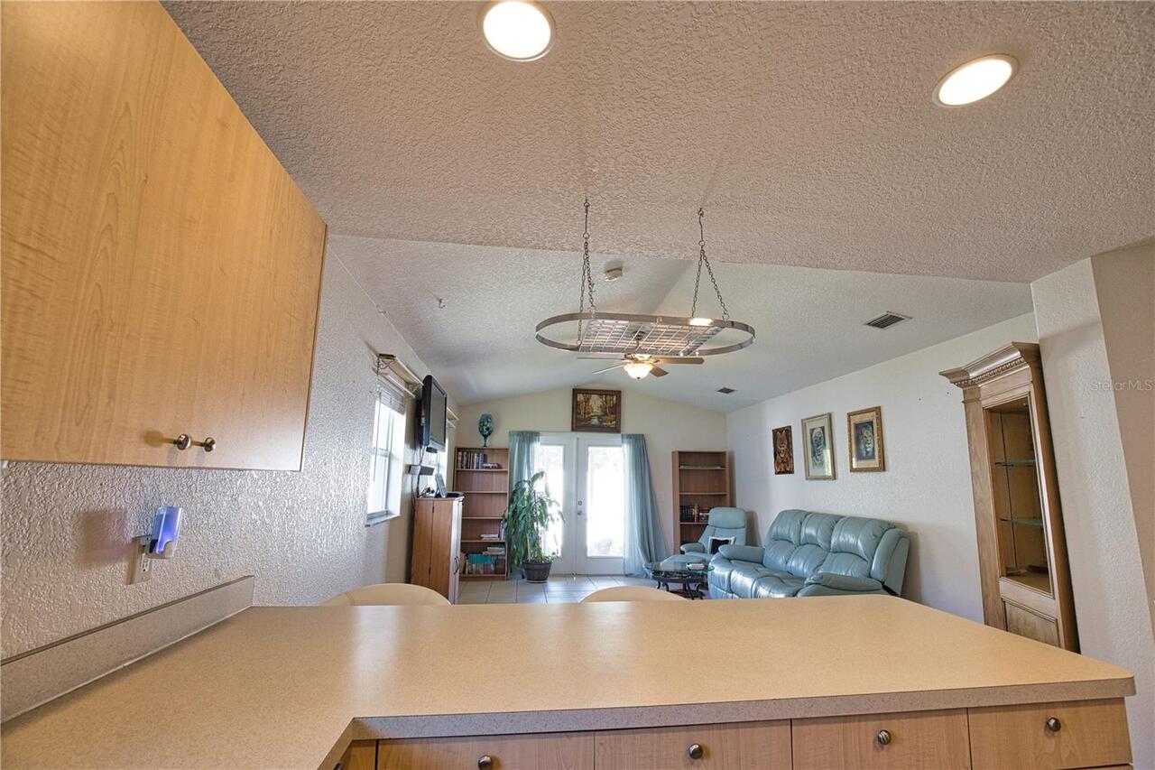 Listing Photo 18