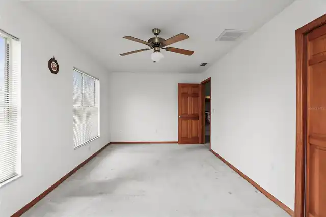 Listing Photo 28