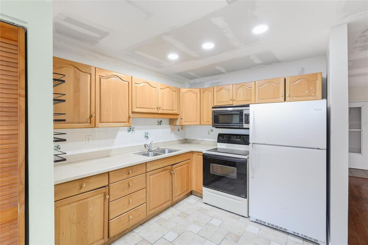 Listing Photo 8