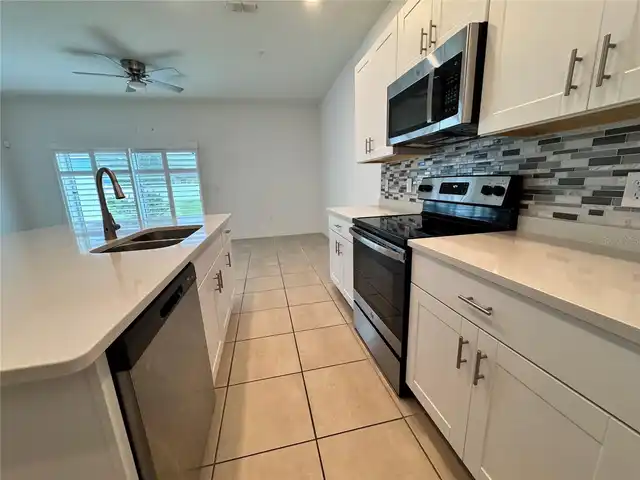 Listing Photo 9