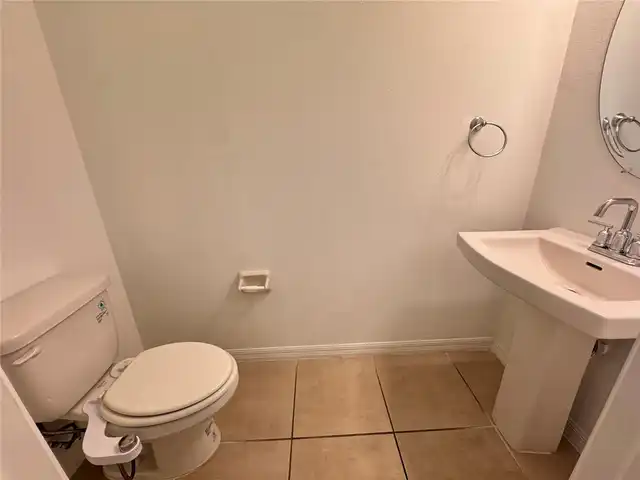 Listing Photo 10