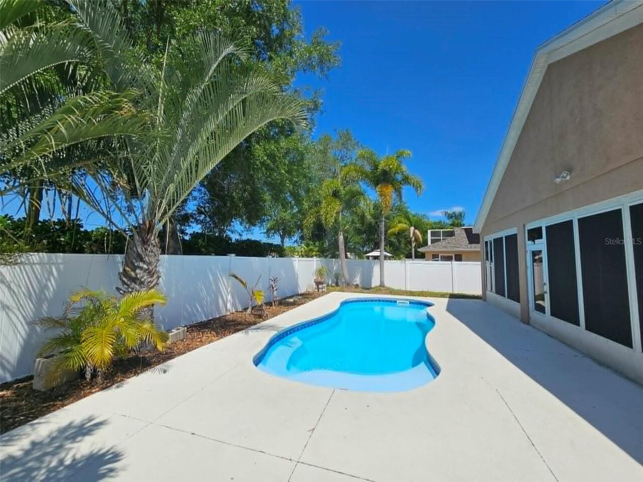 Listing Photo 25
