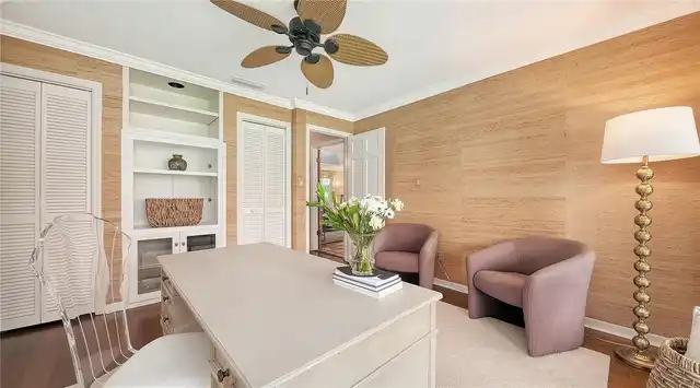 Listing Photo 14