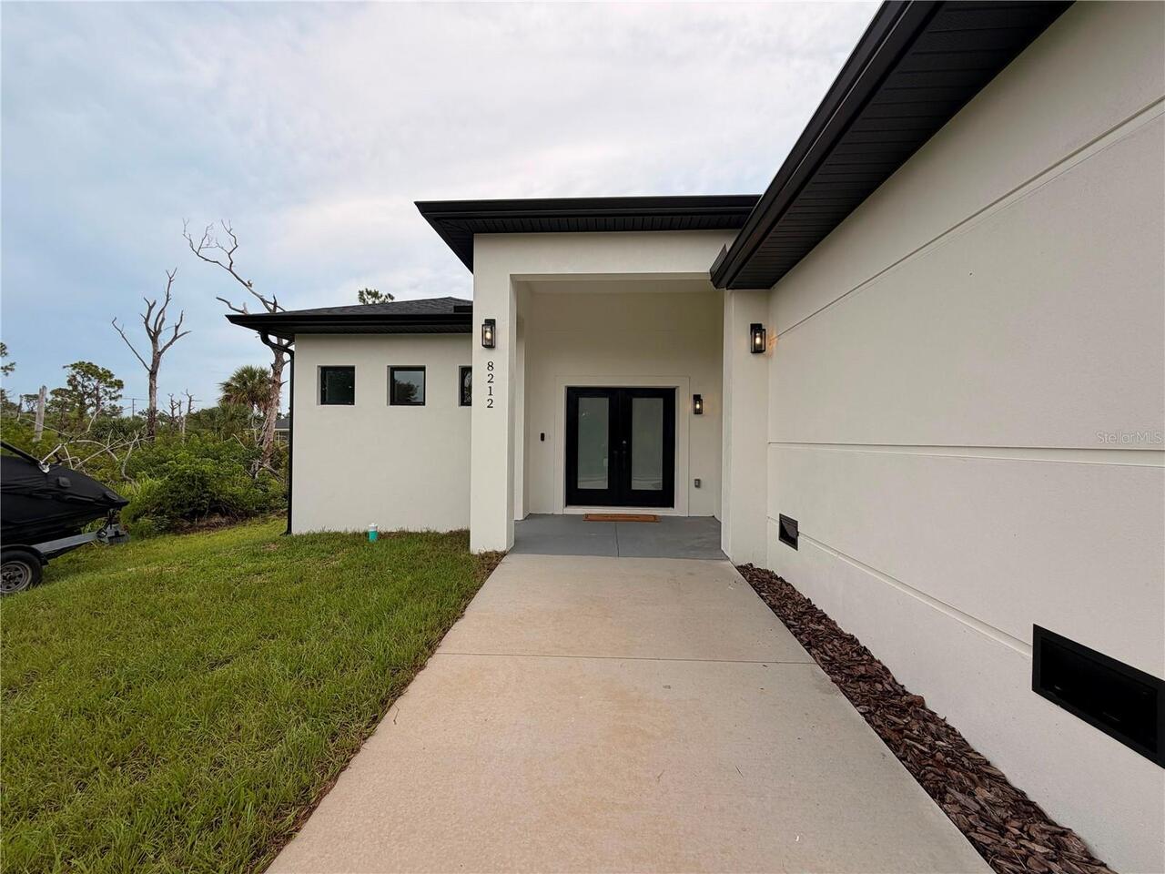 Listing Photo 8